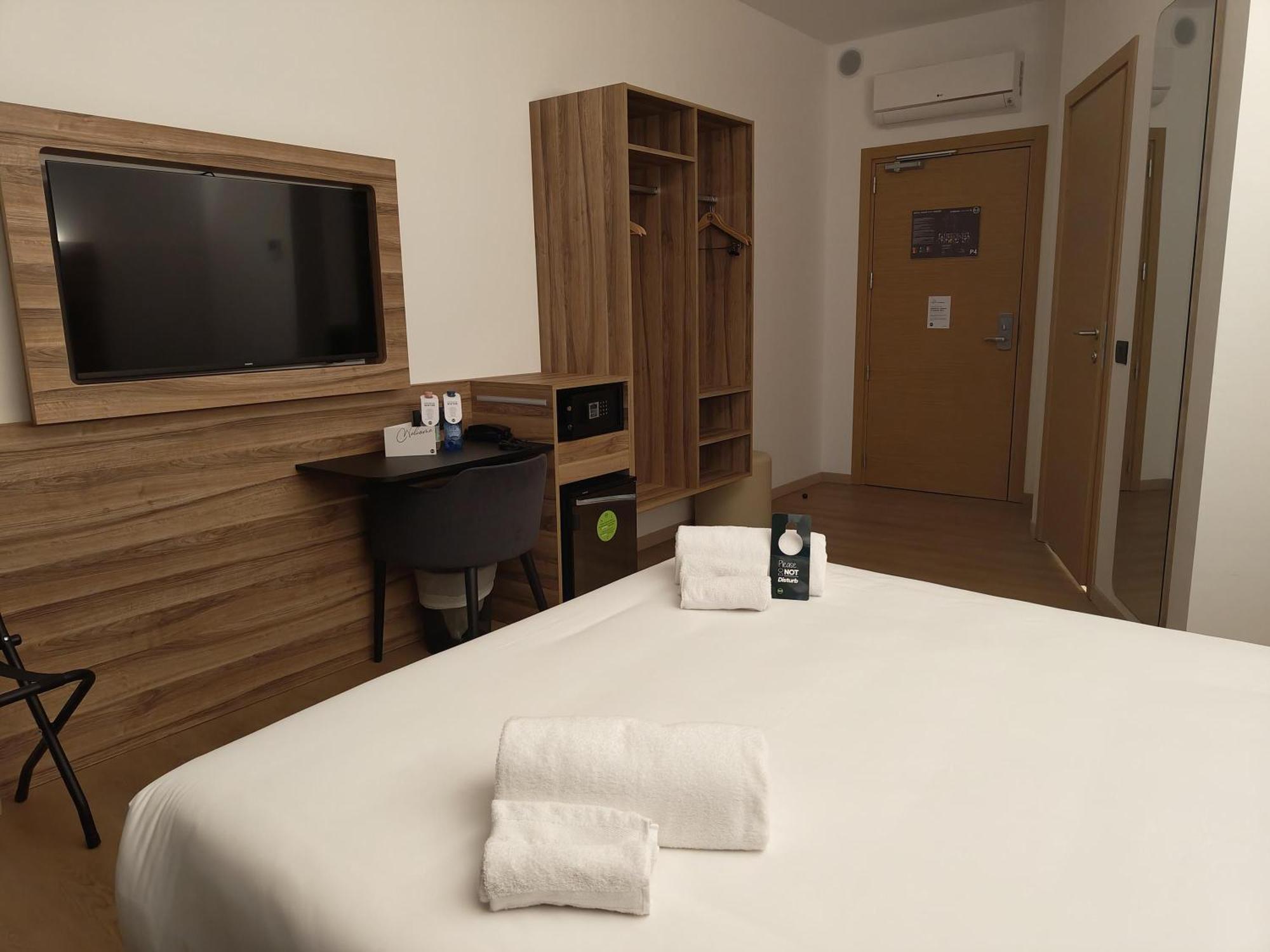 B&B Hotel Prato City Center エクステリア 写真