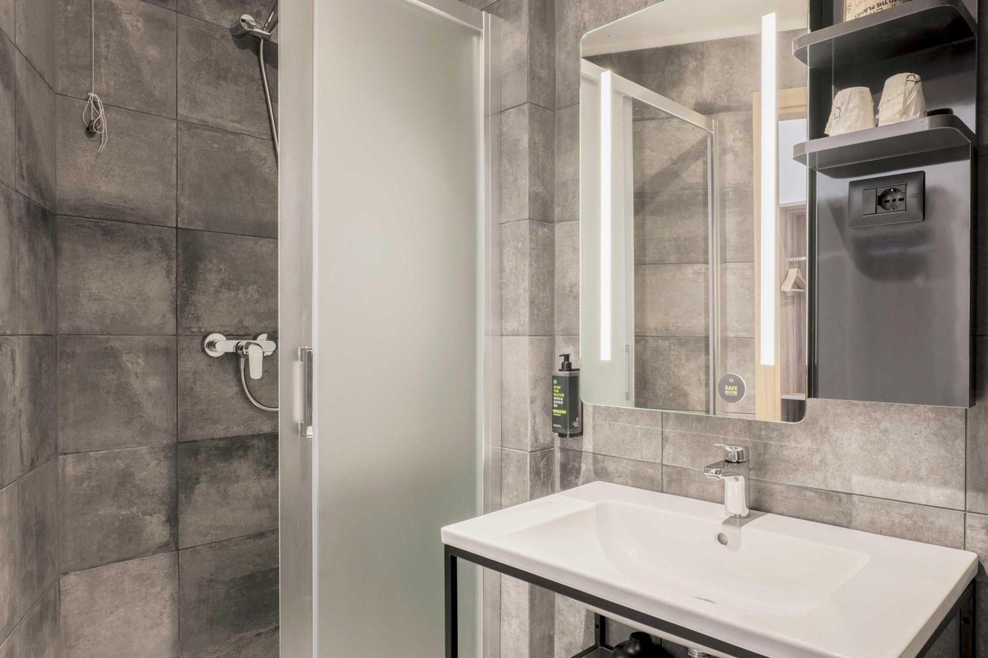 B&B Hotel Prato City Center エクステリア 写真