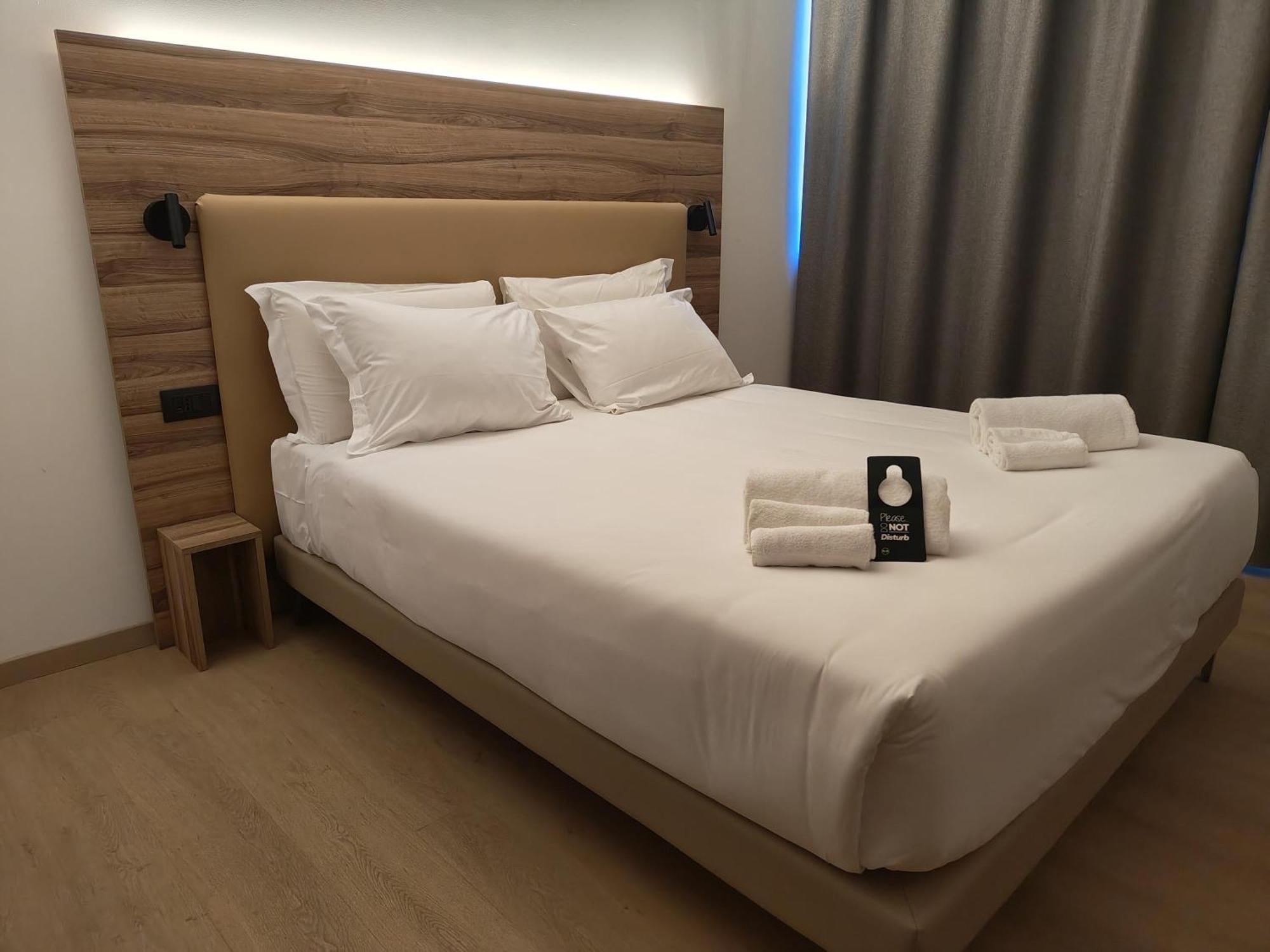 B&B Hotel Prato City Center エクステリア 写真