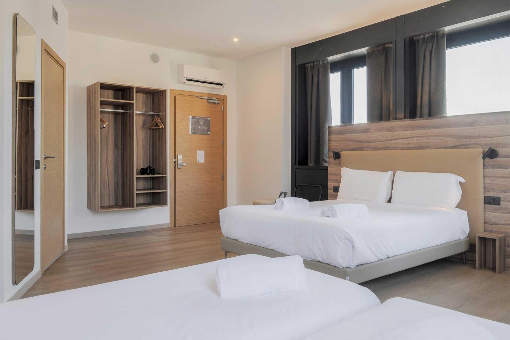 B&B Hotel Prato City Center エクステリア 写真