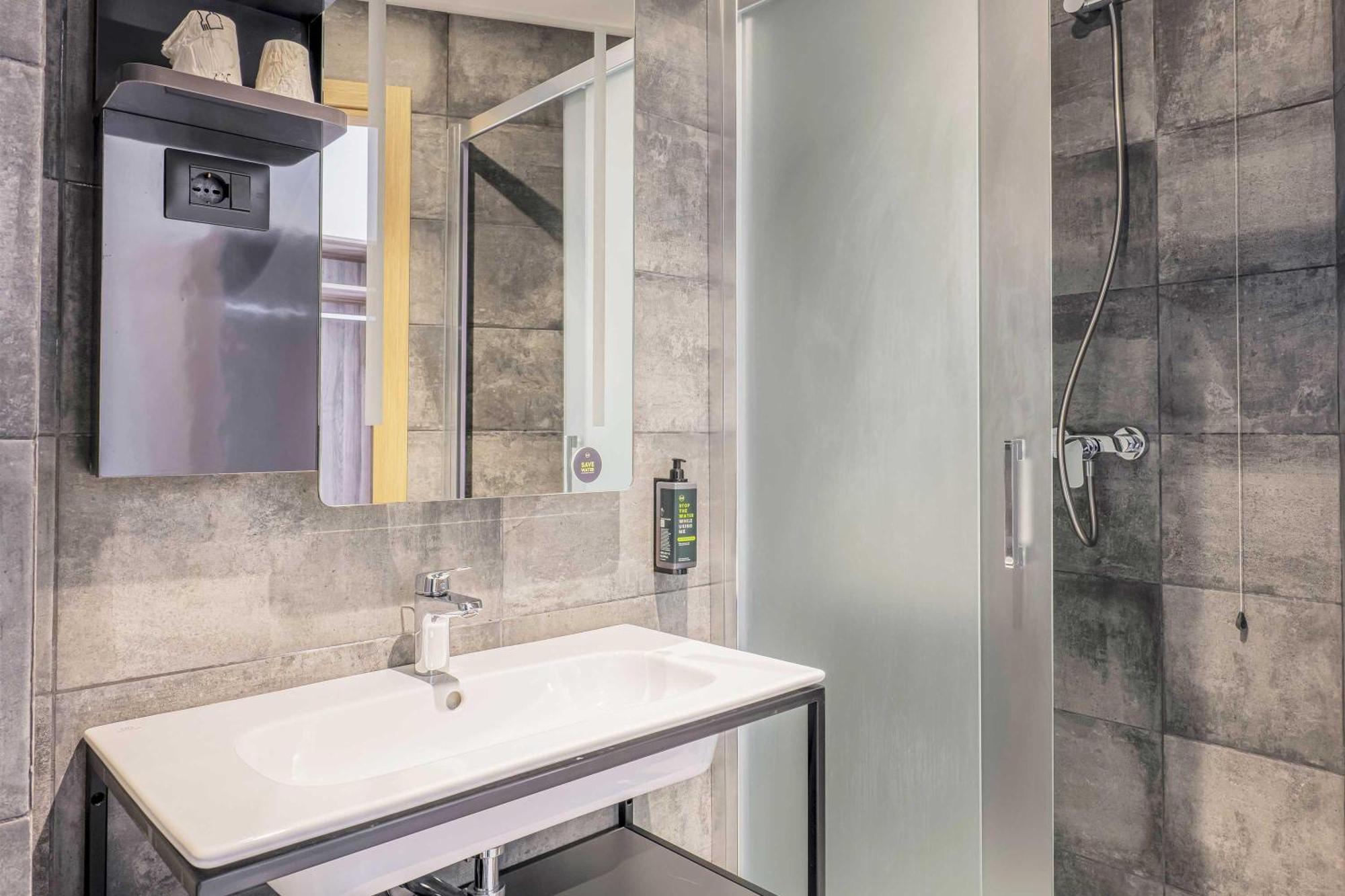 B&B Hotel Prato City Center エクステリア 写真