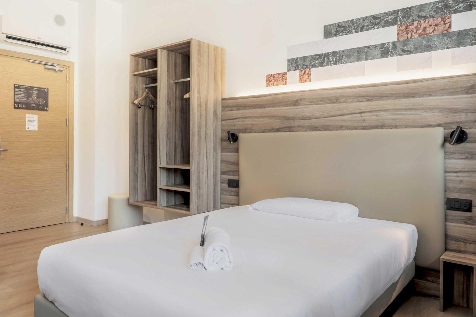 B&B Hotel Prato City Center エクステリア 写真