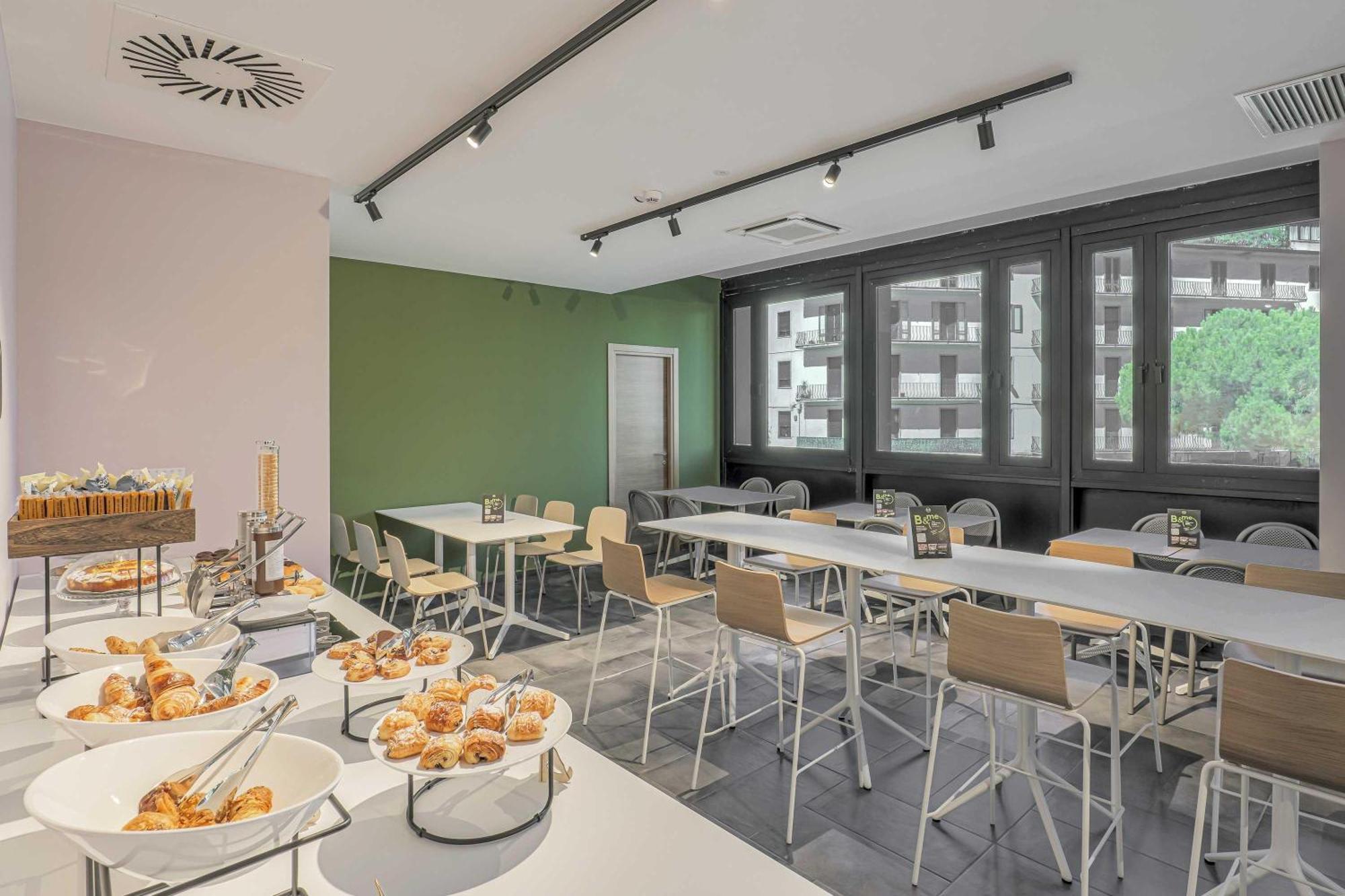 B&B Hotel Prato City Center エクステリア 写真